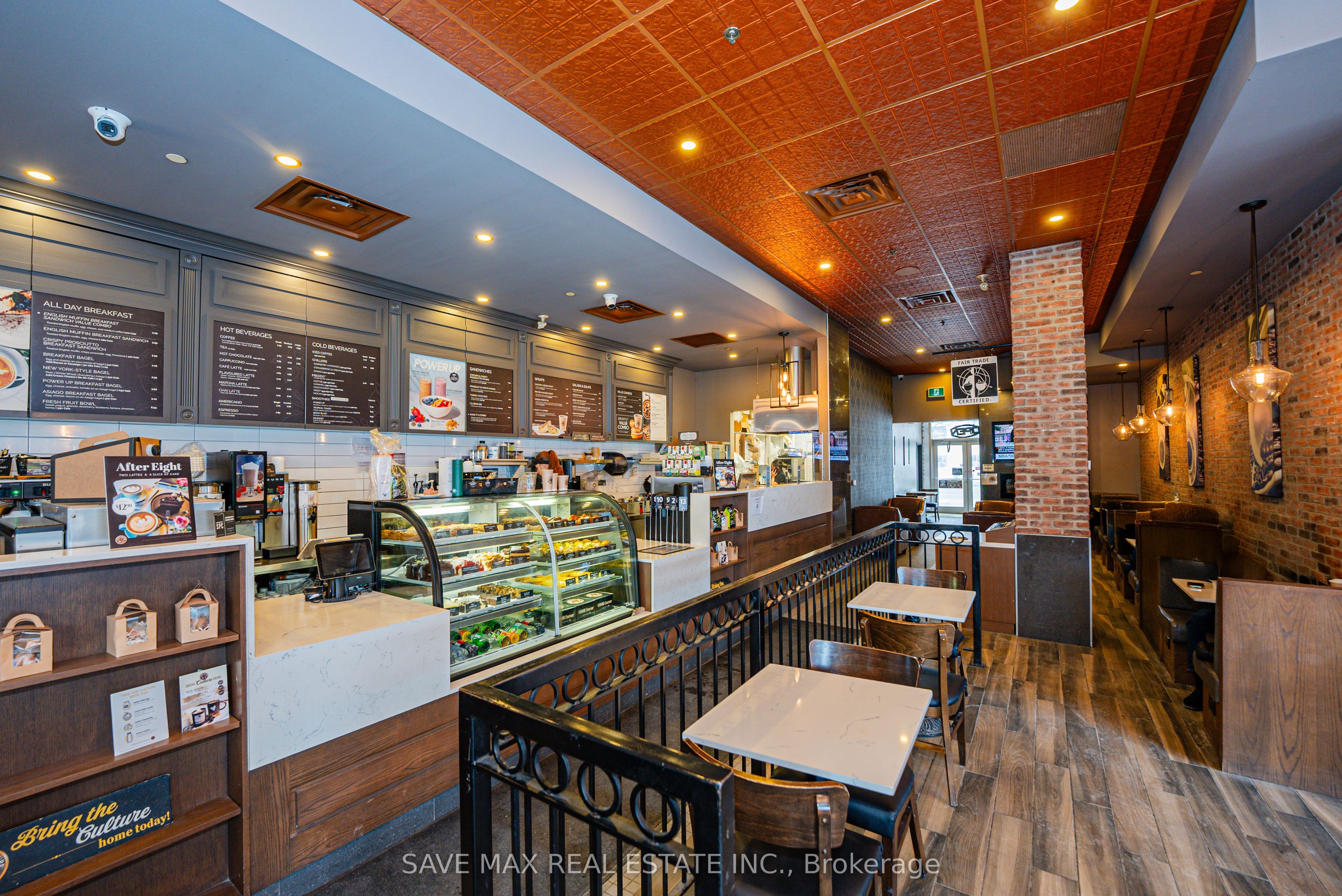 515 Lakeshore Road E, #101
