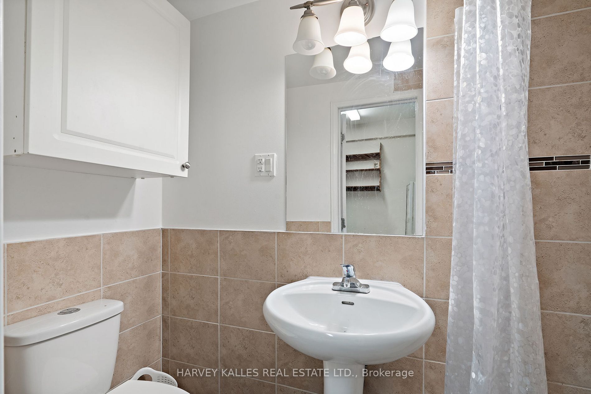 58 Garthdale Court W