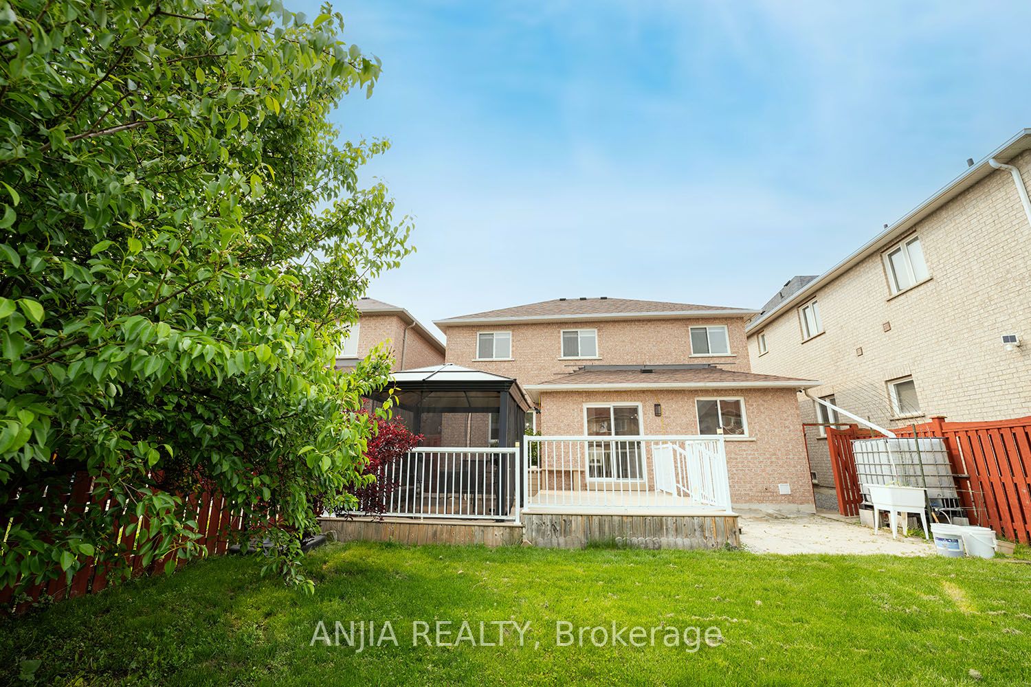 262 Helen Avenue