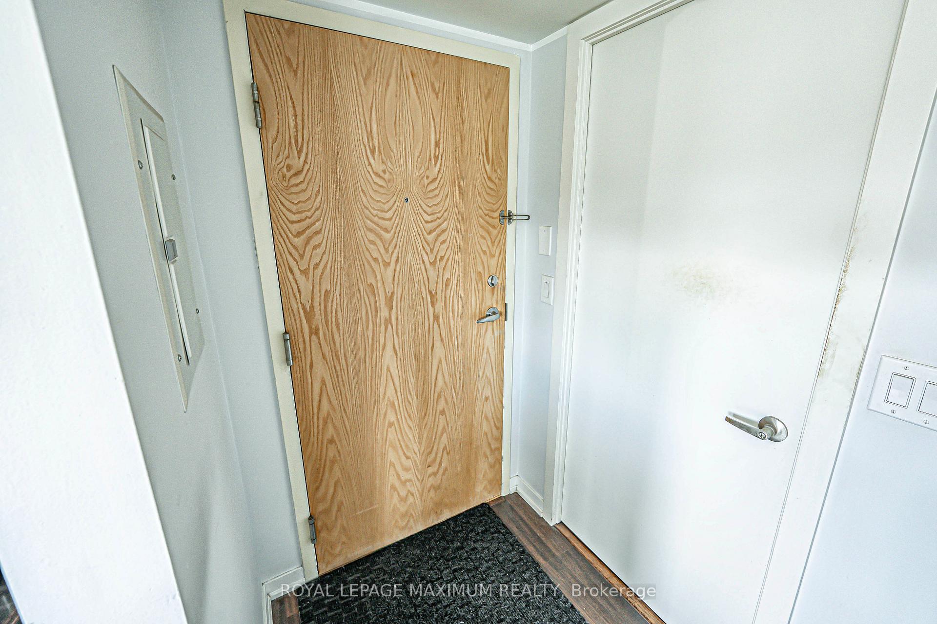 1 Bedroom Condo at 38 Joe Shuster, Toronto For sale
