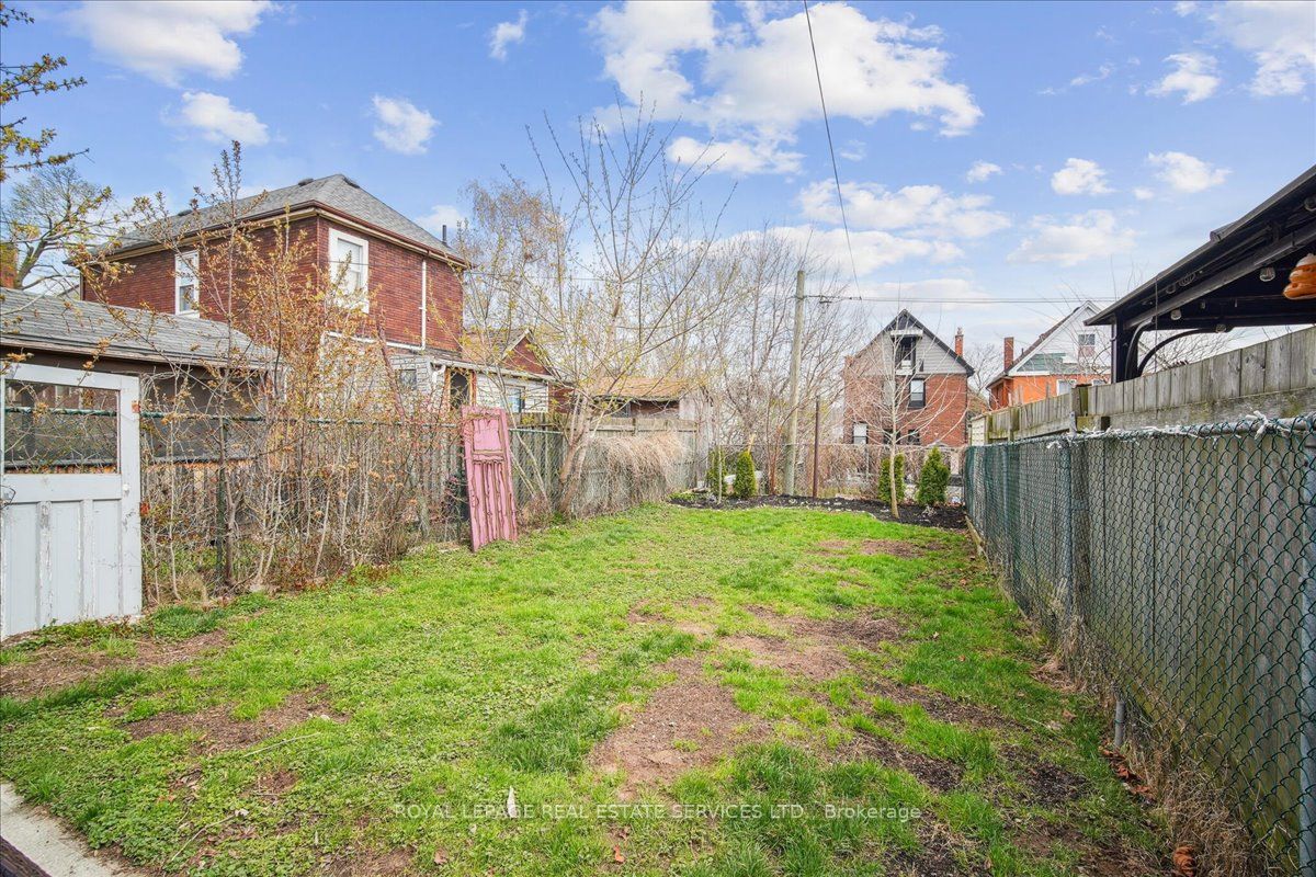 436 Catharine Street, Hamilton, ON L8L 4T8