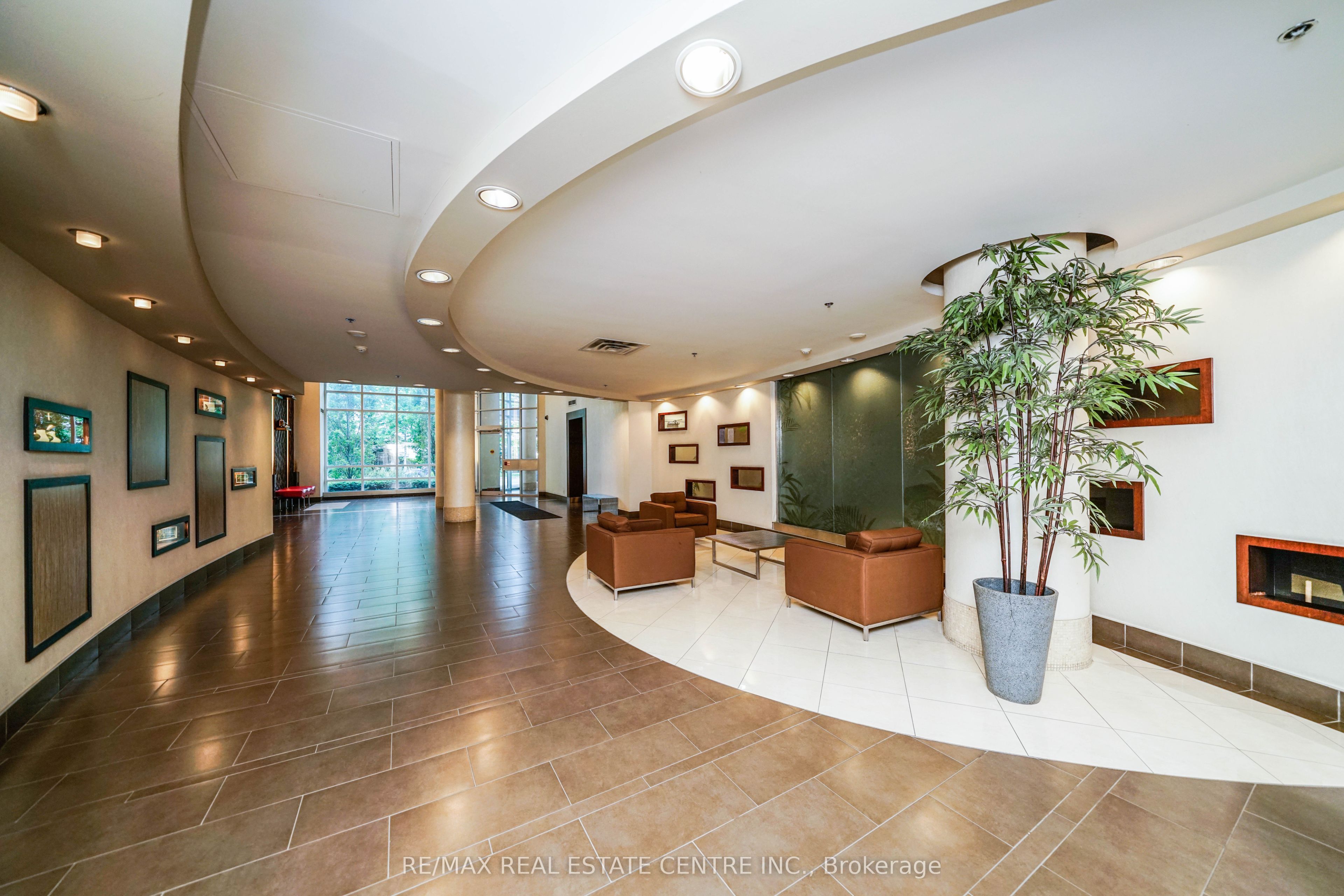 50 Absolute Avenue, #303