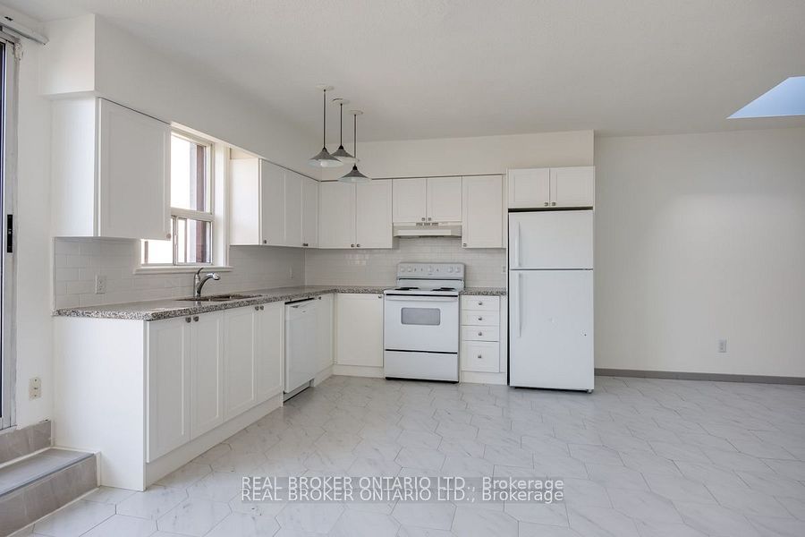 #2 - 350 Oakwood Street, Toronto, ON M6E 2W2