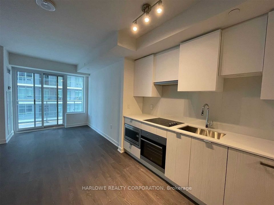 99 Broadway Avenue