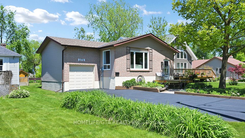 272 Parkwood Avenue, Georgina, ON L4P 2X3