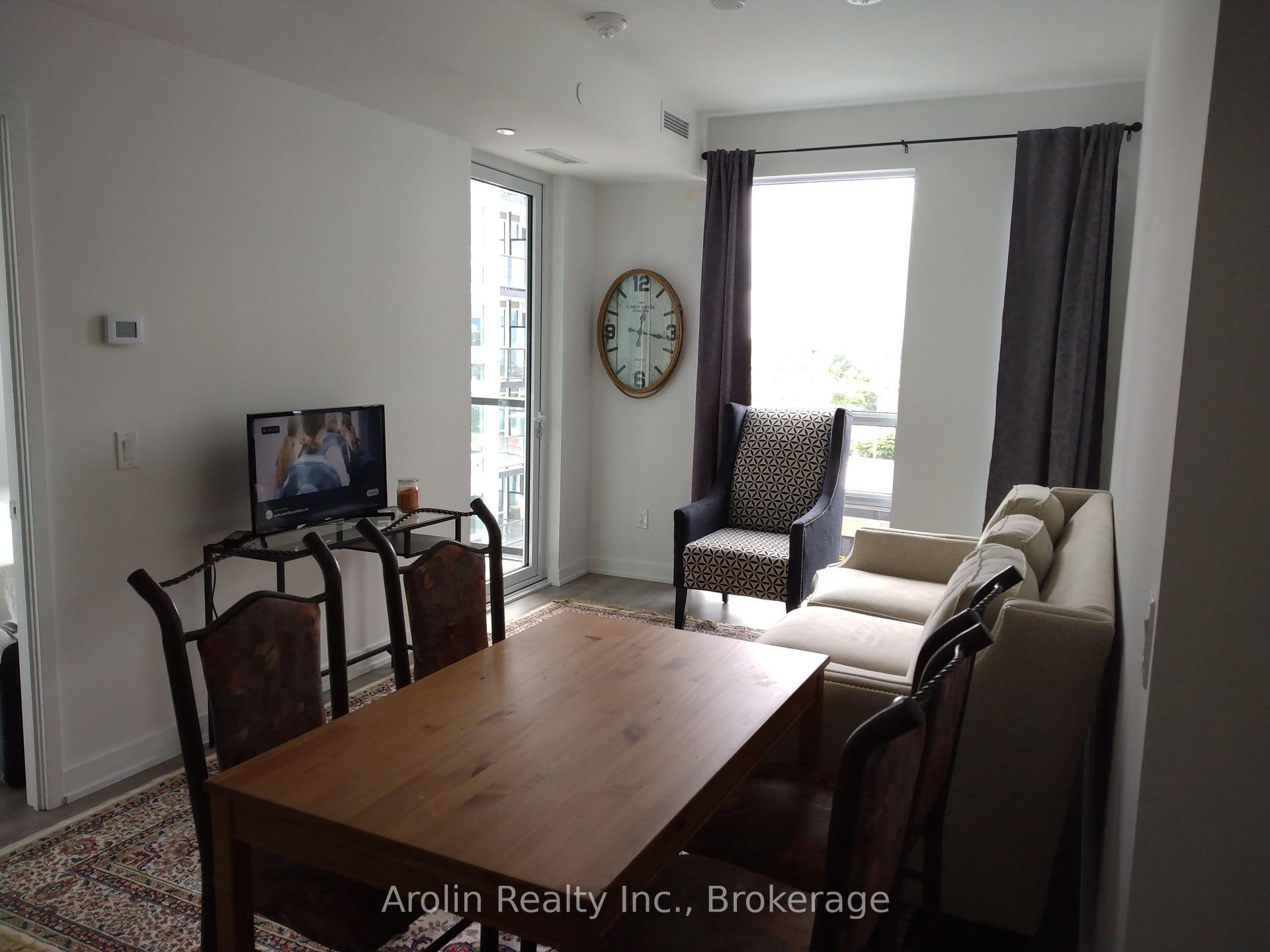 2 Bedrooms Condo at 3005 Pine Glen, Oakville For sale
