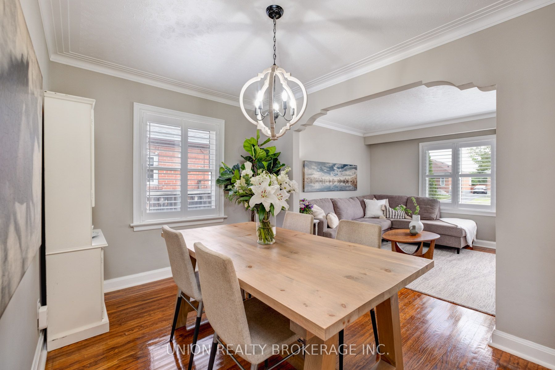 100 Lilian Drive