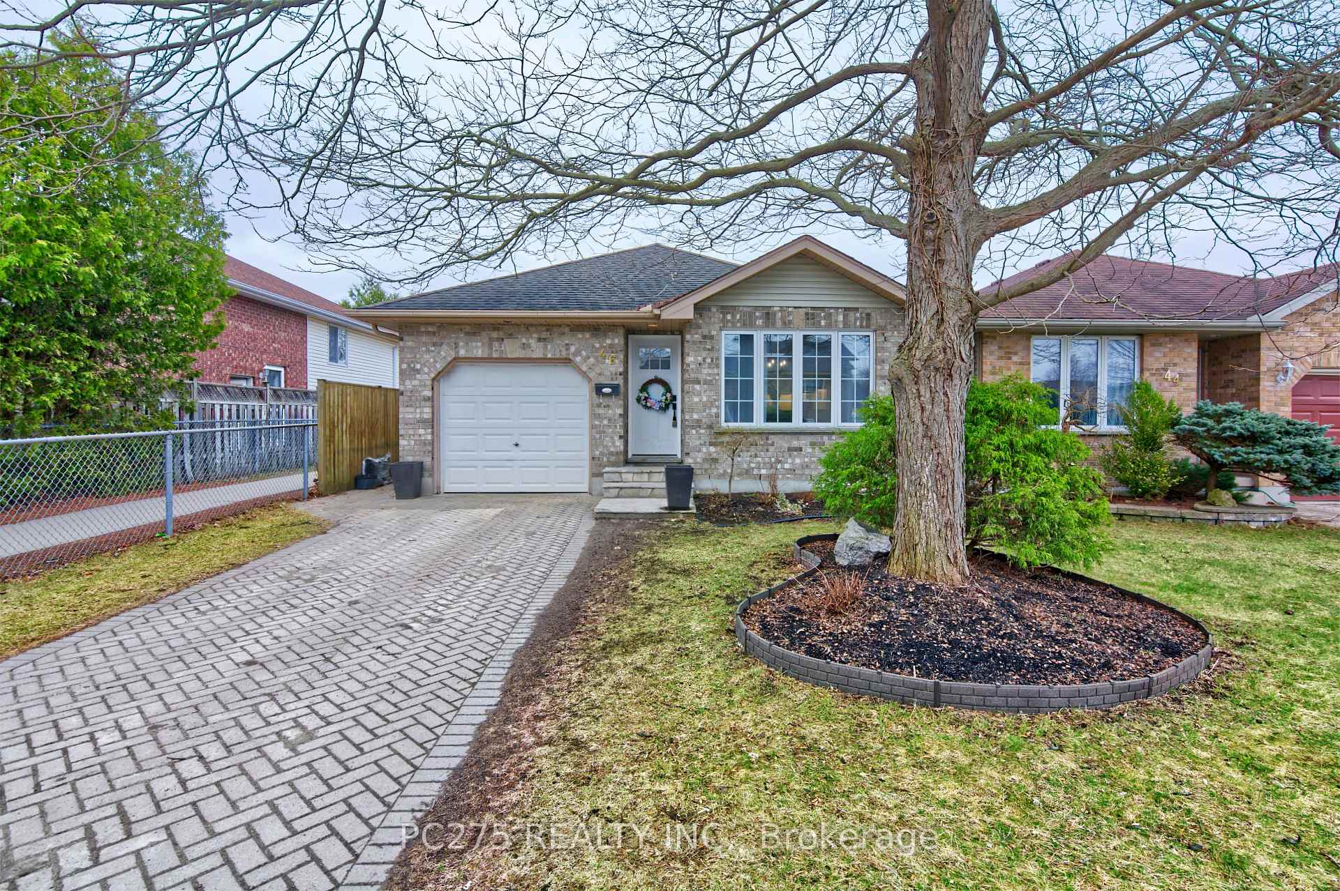 46 Dell Drive, Strathroy-Caradoc, ON N7G 4B6
