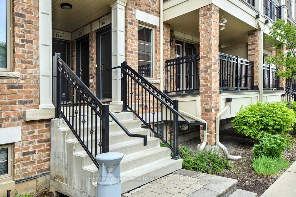 2441 Greenwich