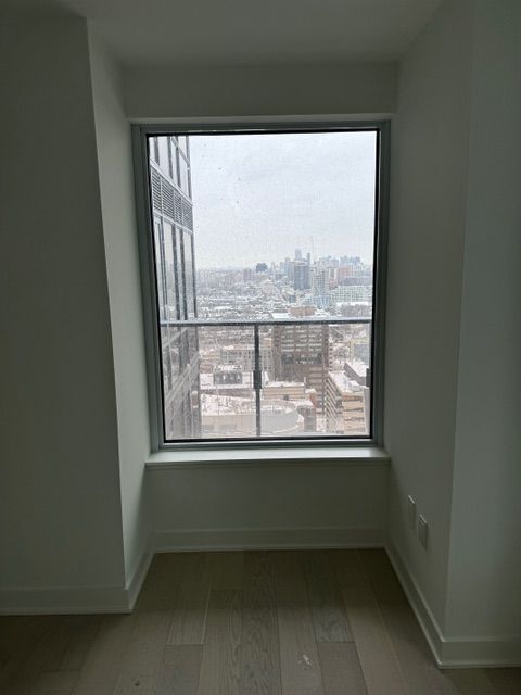 11 Yorkville Avenue 2705