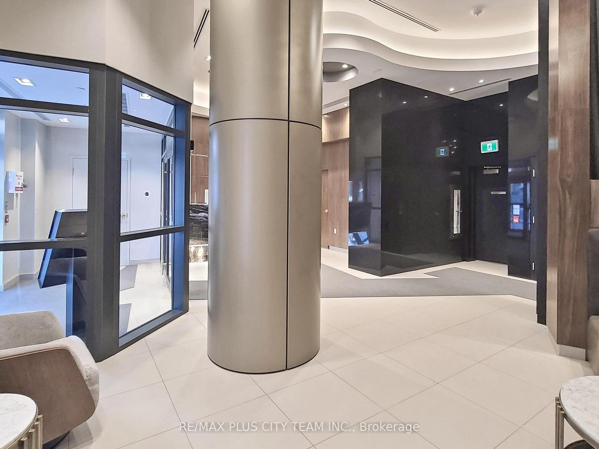 2 Bedrooms Condo at 99 John, Toronto For sale