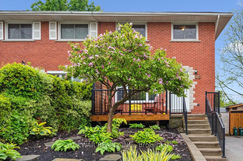 274 Erb Street, Cambridge, ON N3H 4G3