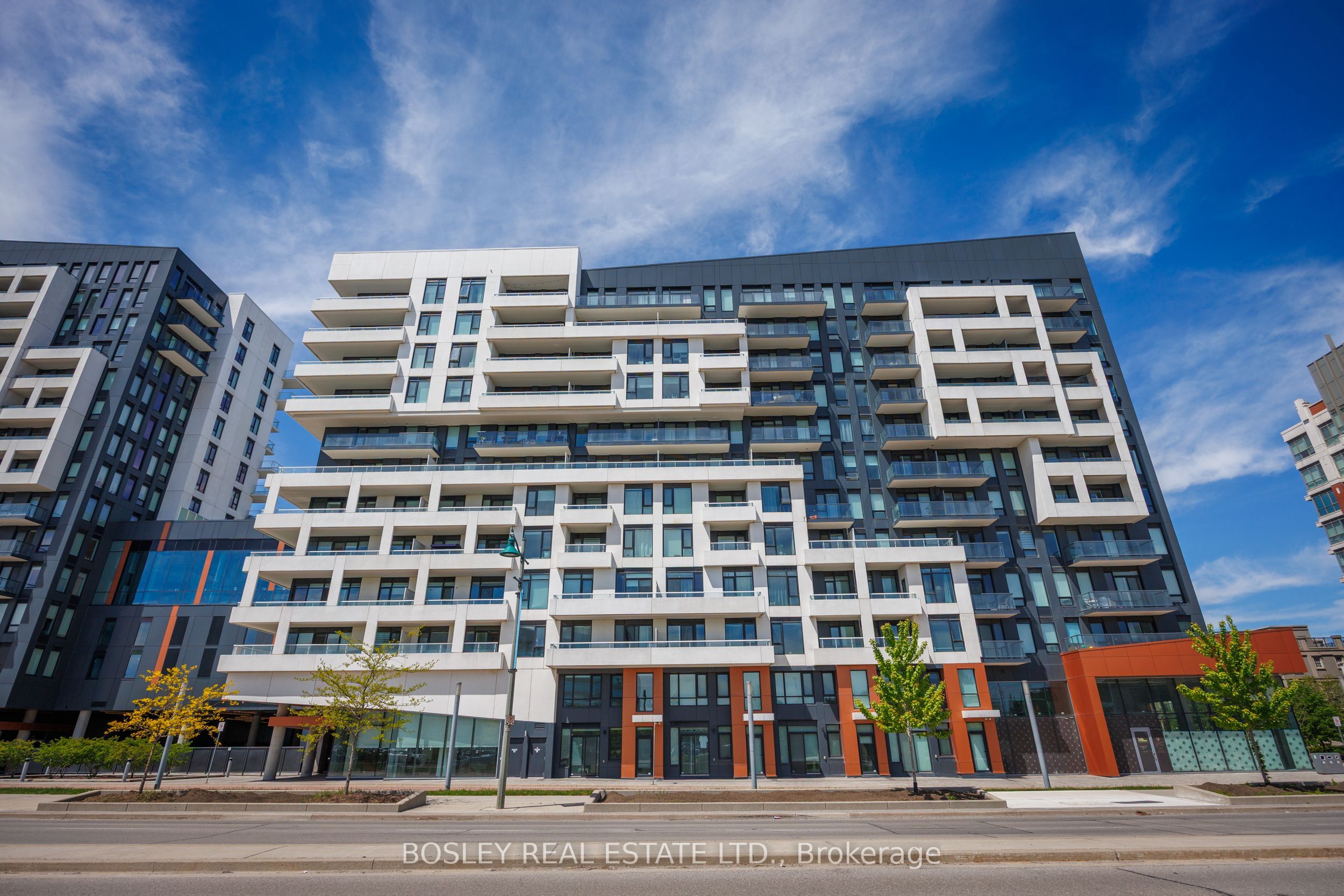 8 Rouge Valley Drive W, #908