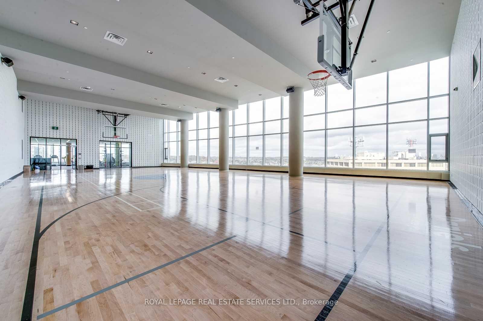 2 Bedrooms Condo at 2520 Eglinton, Mississauga For sale
