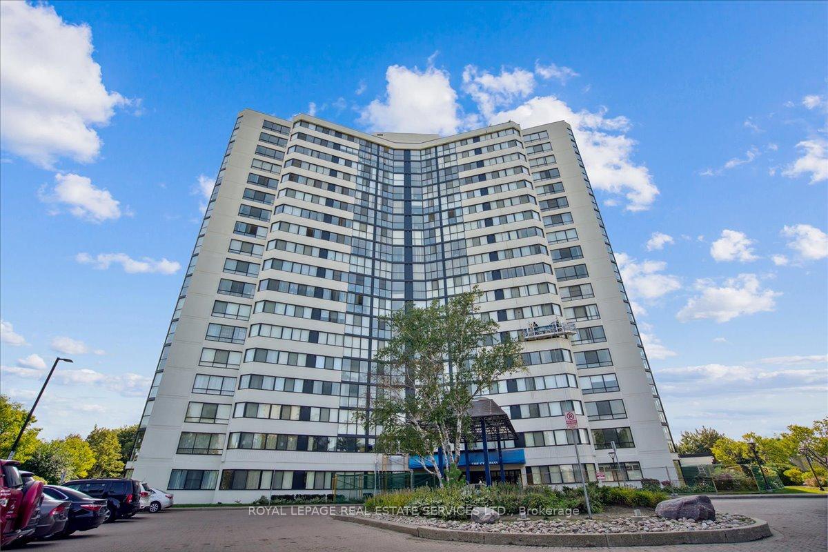 2 Bedrooms Condo at 1360 Rathburn,  Mississauga For sale