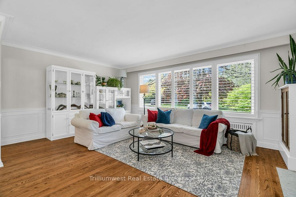 52 Forest Hill Drive