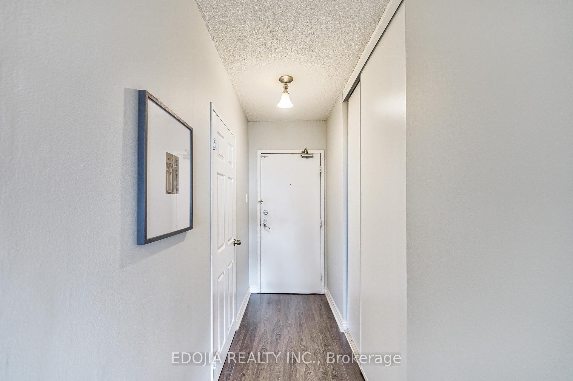 2 Bedrooms Condo at 4101 Sheppard,  Toronto For sale
