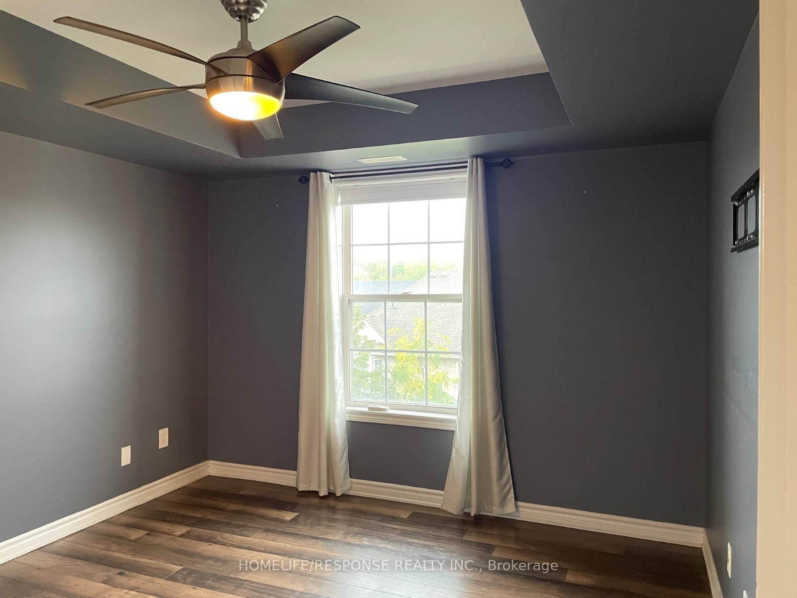 2 Bedrooms Condo at 1830 WALKER’S, Burlington For sale