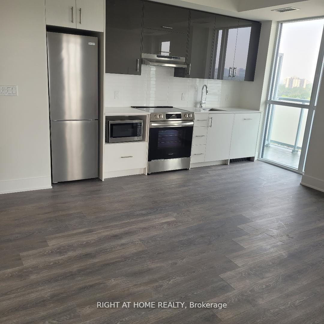 2 Bedrooms Condo at 188 Fairview mall, Toronto For sale