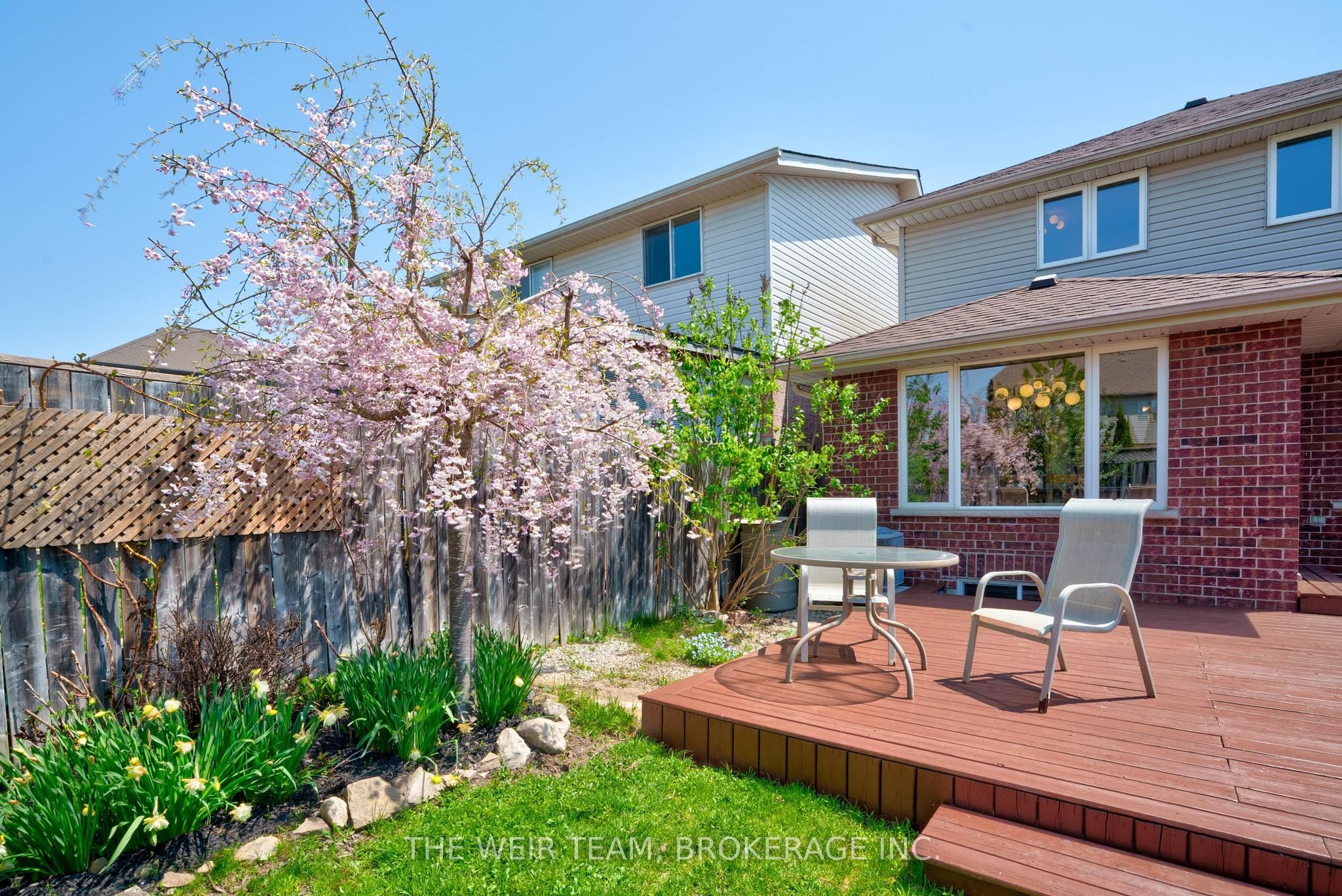24 Maude Lane, Guelph, ON N1E 0G3