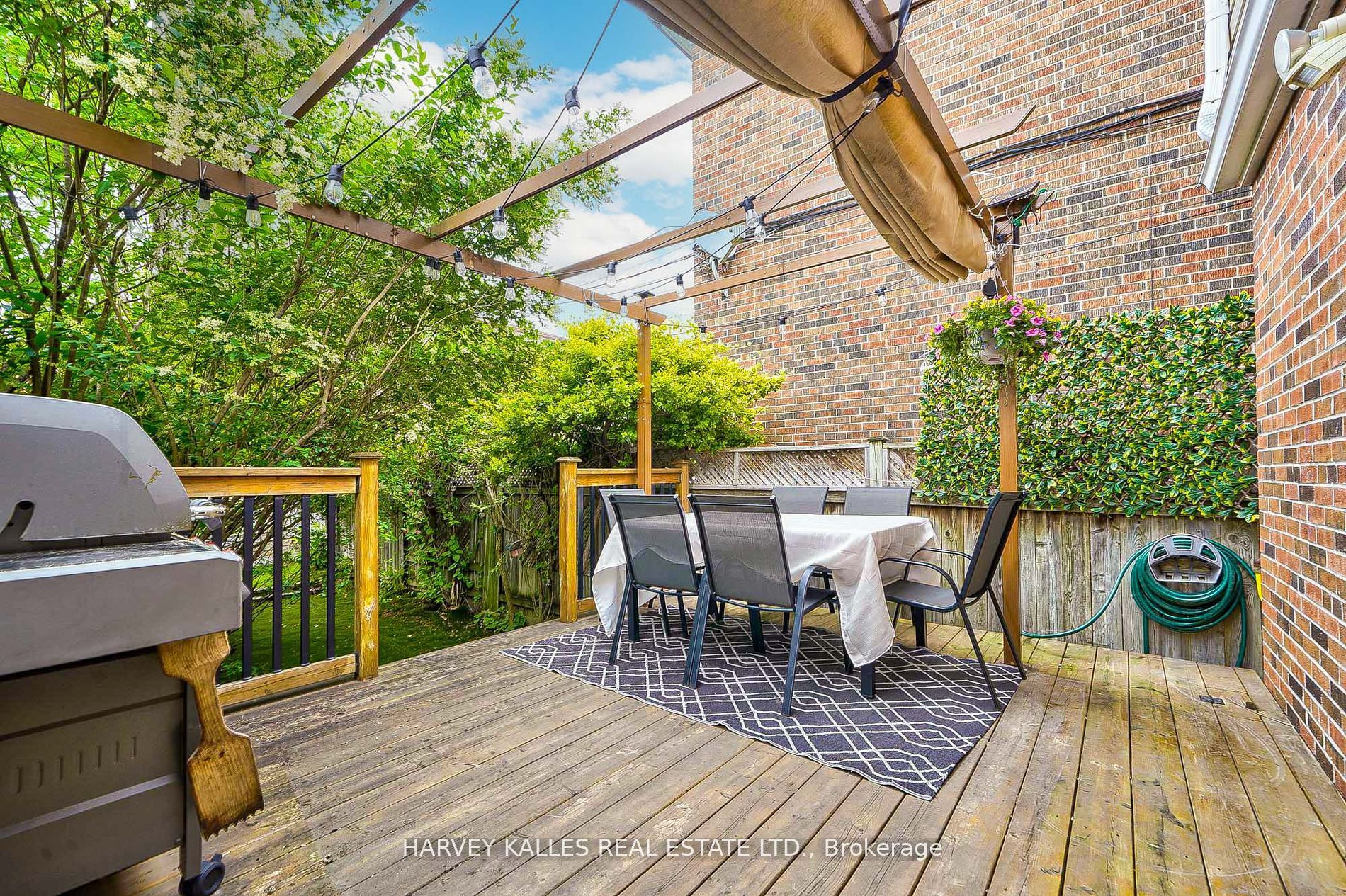 106 Gloucester Grove