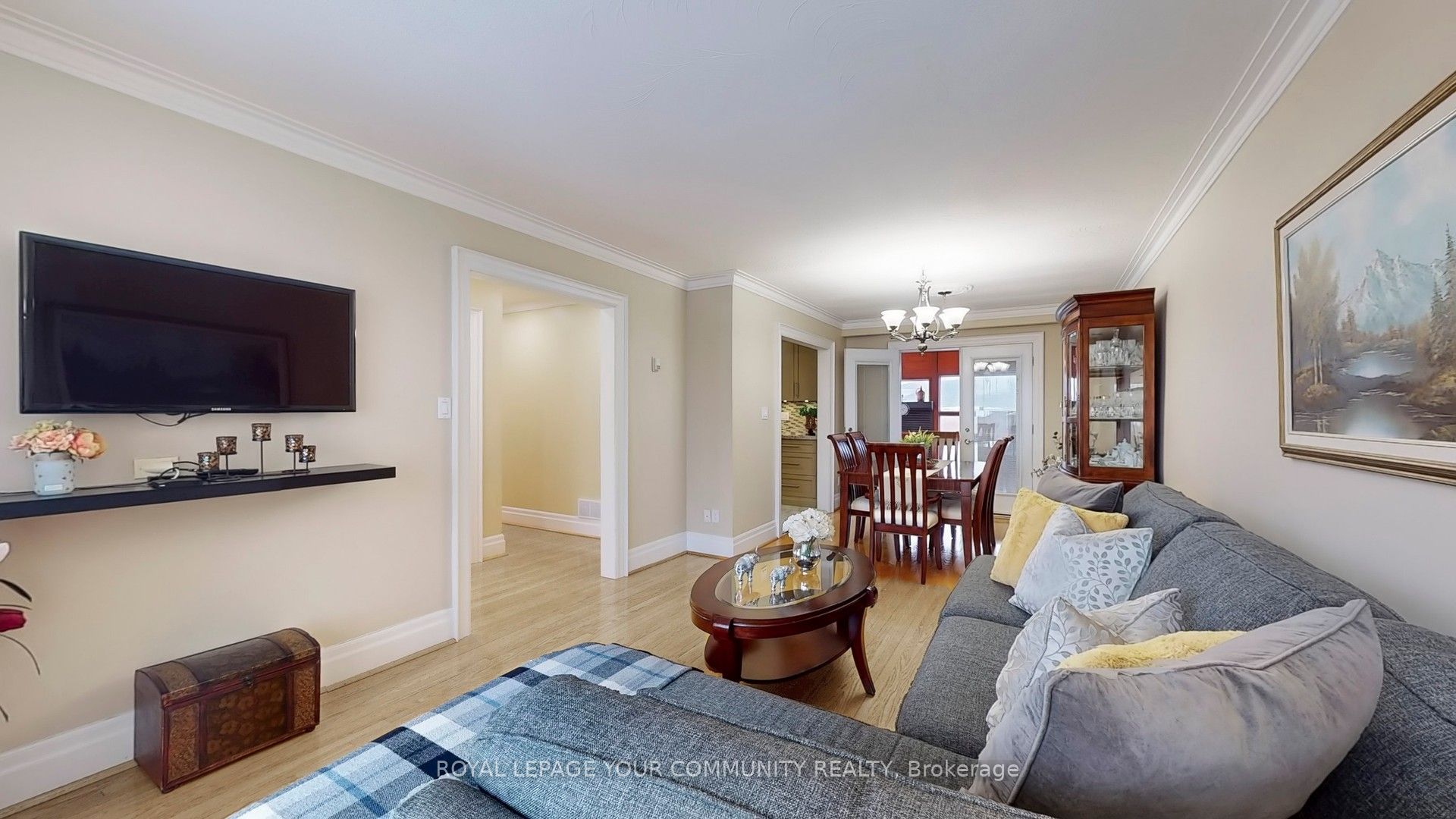 75 Brewster Crescent