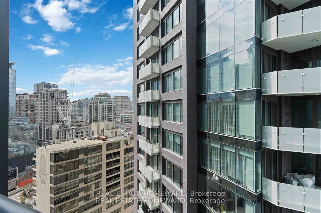 Condo at 32 Davenport, Toronto For sale