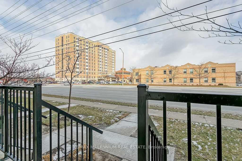Condo at 5150 Winston Churchill, Mississauga For sale