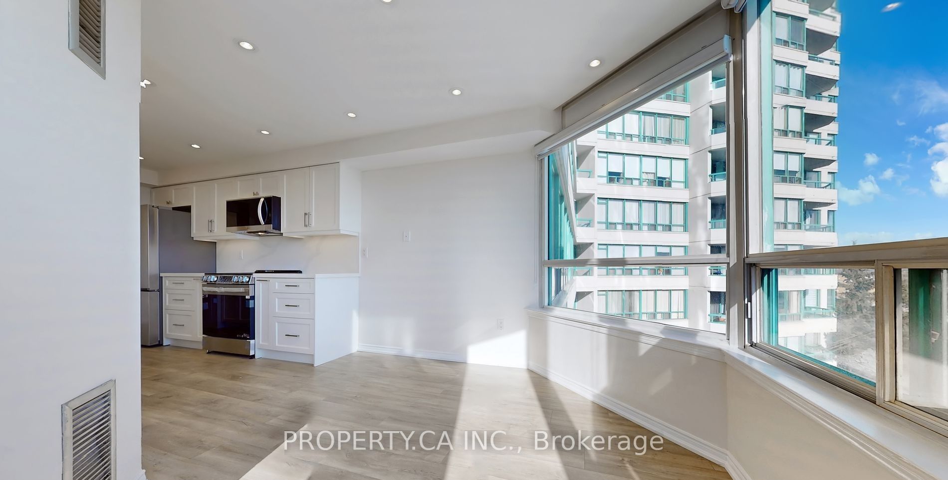 7250 Yonge Street, #605