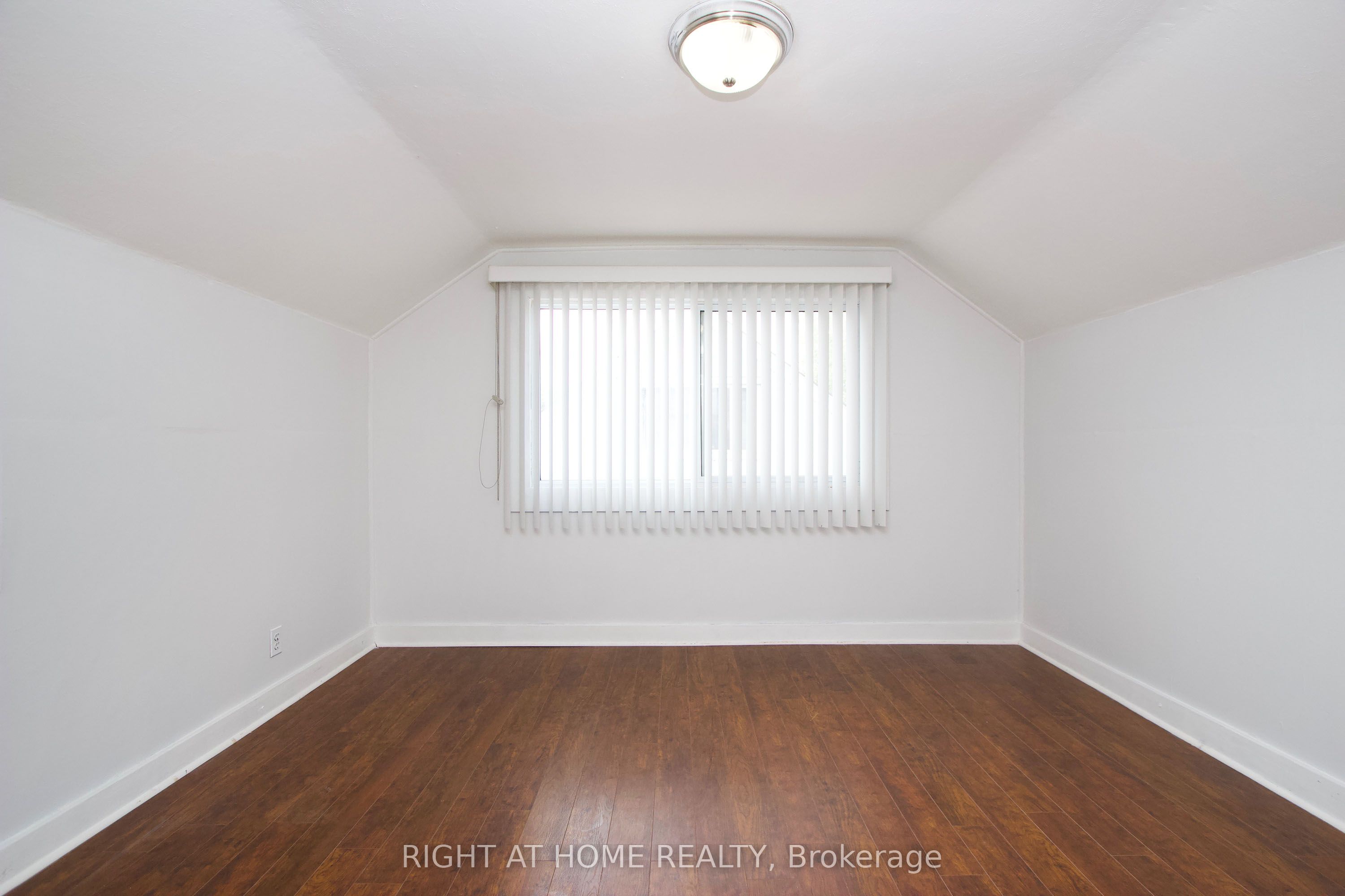 262 Drew Street