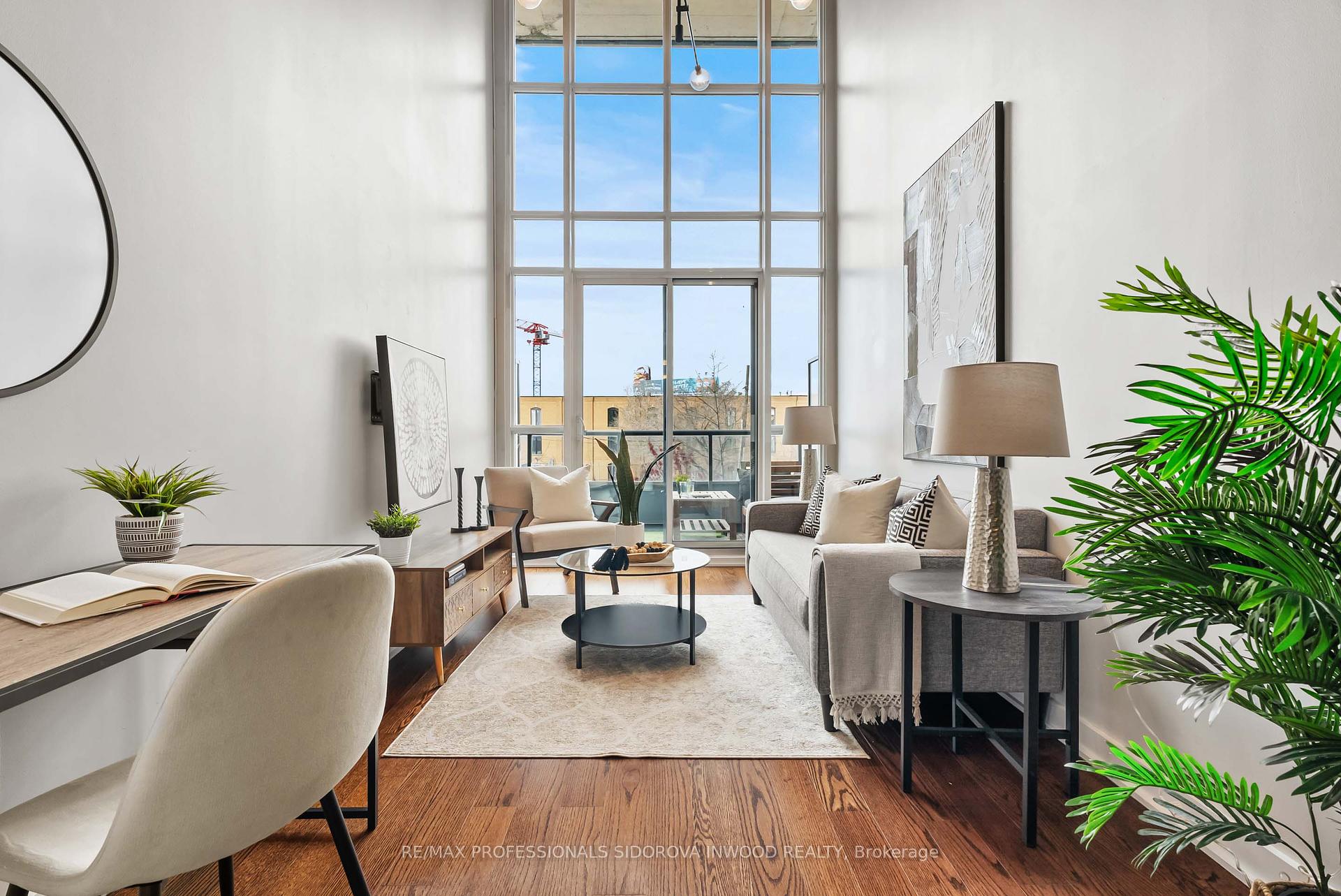 1 Bedroom Condo at 5 Hanna, Toronto For sale
