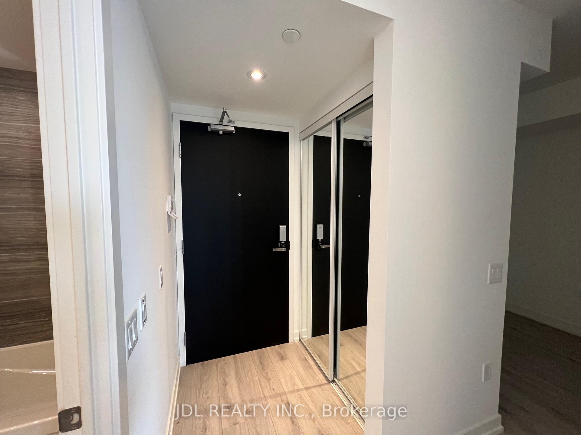 2 Bedrooms Condo at 77 Shuter,  Toronto For sale