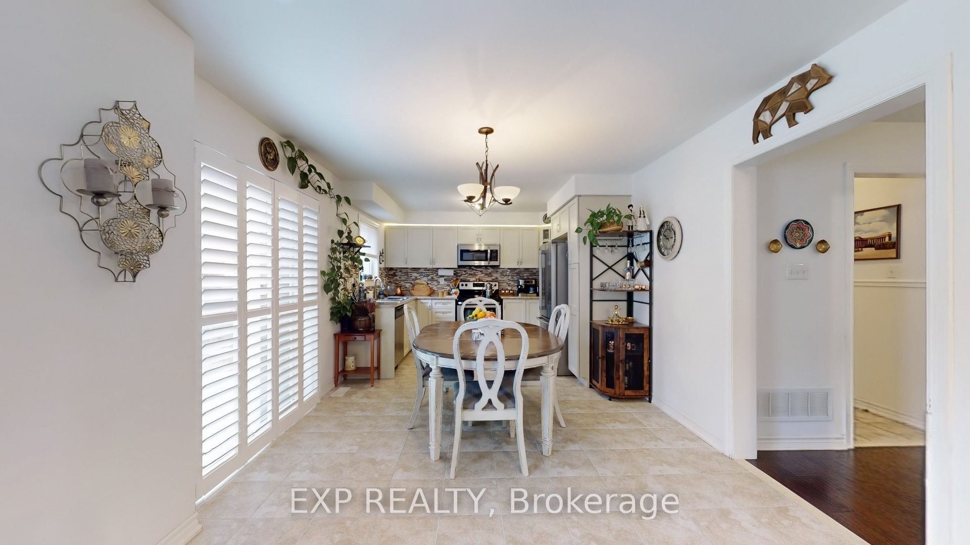 136 Donald Stewart Crescent