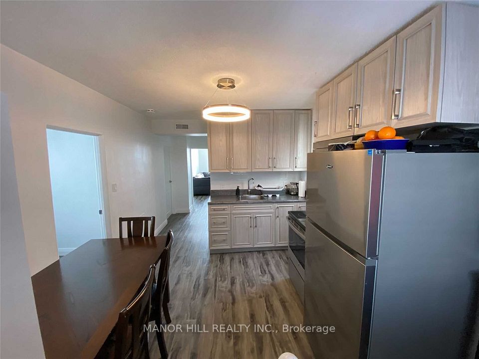 929 Lakeshore