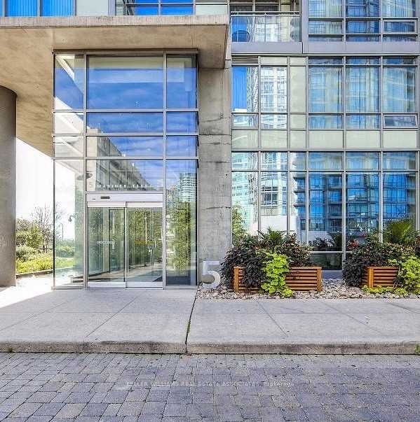 5 Mariner Terrace, #1011