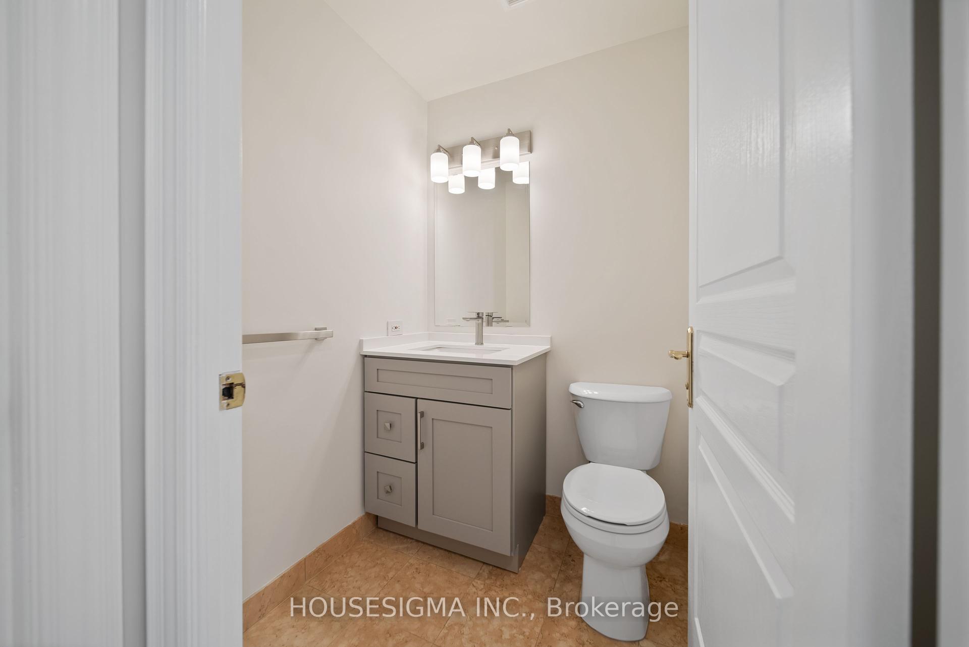 3 Bedrooms Condo at 5 Northtown, Toronto For sale