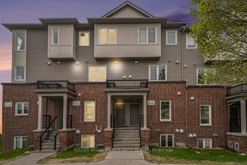 256 Espin Heights