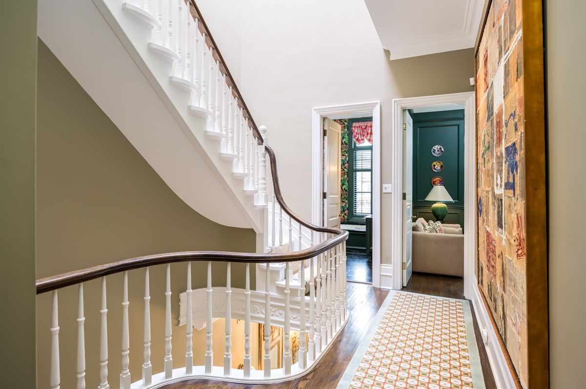 37 Heath Street W