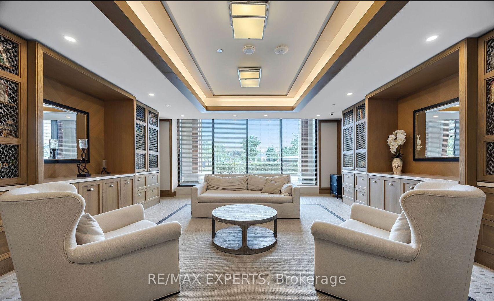 3 Bedrooms Condo at 36 Via Bagnato, Toronto For sale