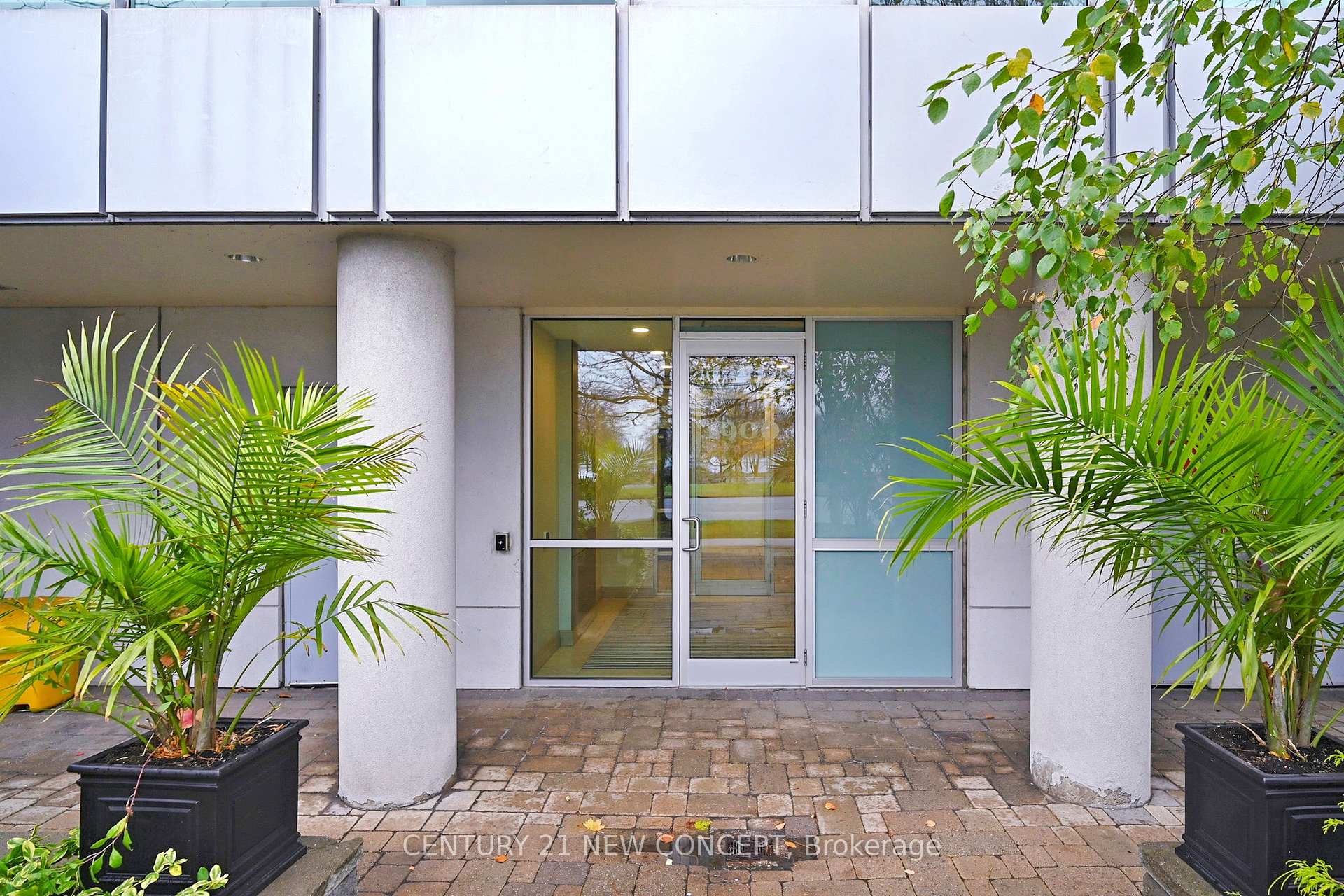 1 Bedroom Condo at 1900 Lake Shore, Toronto For sale
