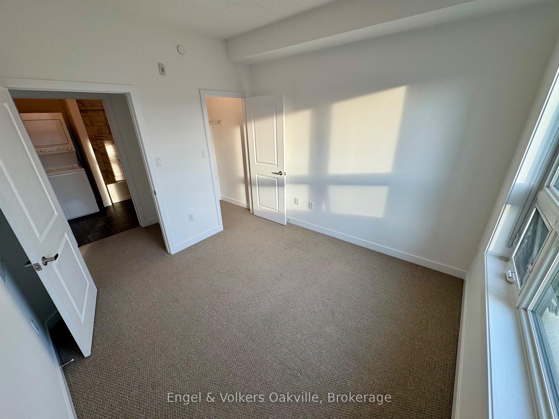 1 Bedroom Condo at 101 Shoreview, Hamilton For sale