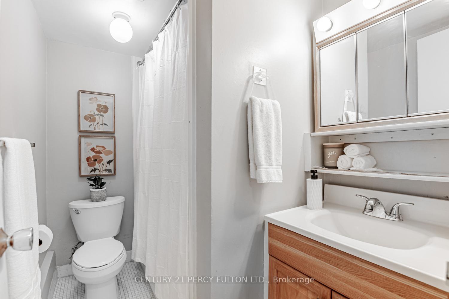 1 Bedroom Condo at 3311 Kingston, Toronto For sale