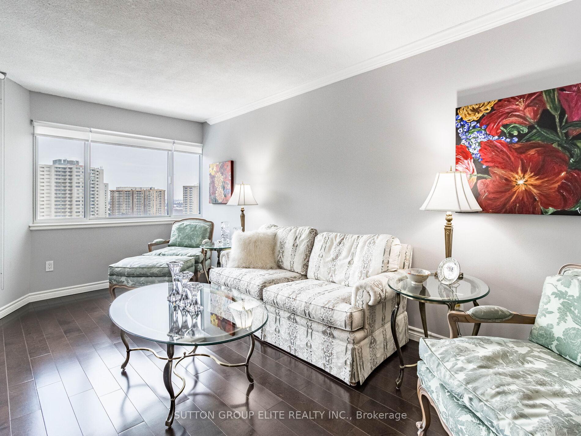 2 Bedrooms Condo at 50 Elm, Mississauga For sale