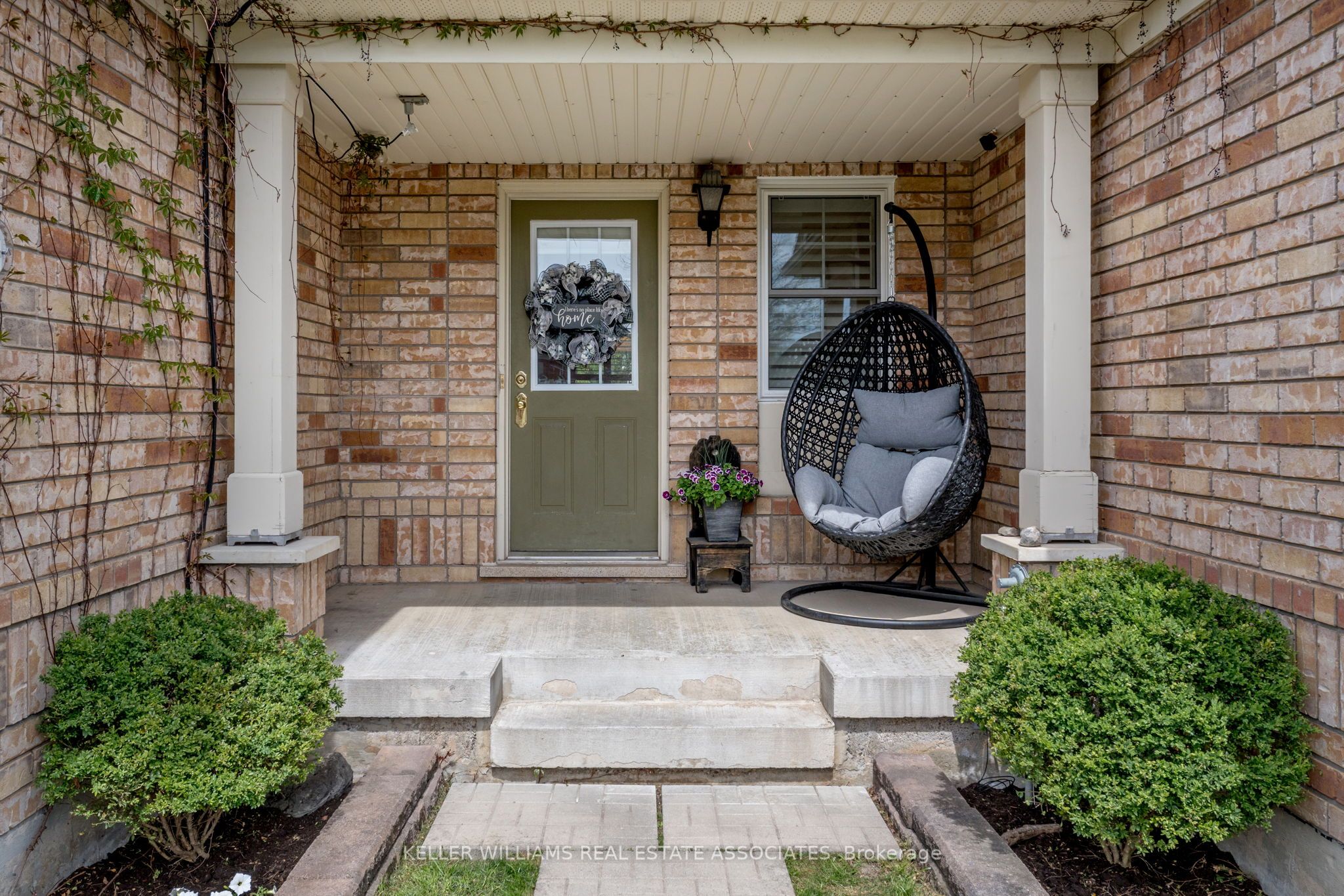 626 Hamilton Crescent