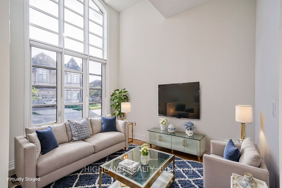 49 Threshing Mill Boulevard, Oakville, ON L6H 0V6