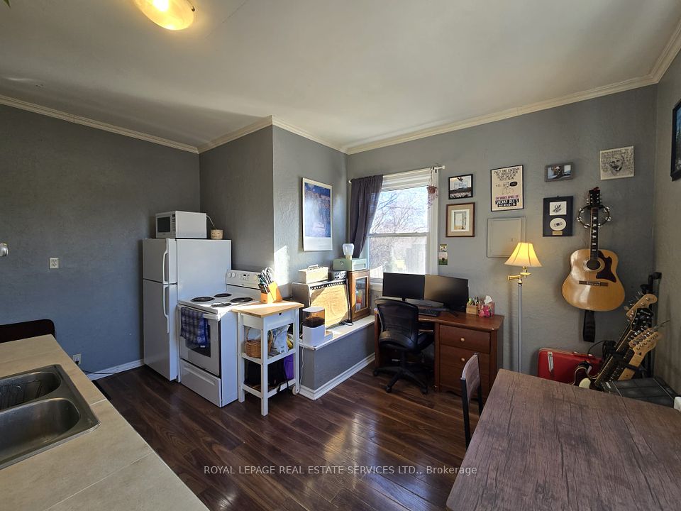 #2 - 36 Plains Road, Burlington, ON L7T 0E9