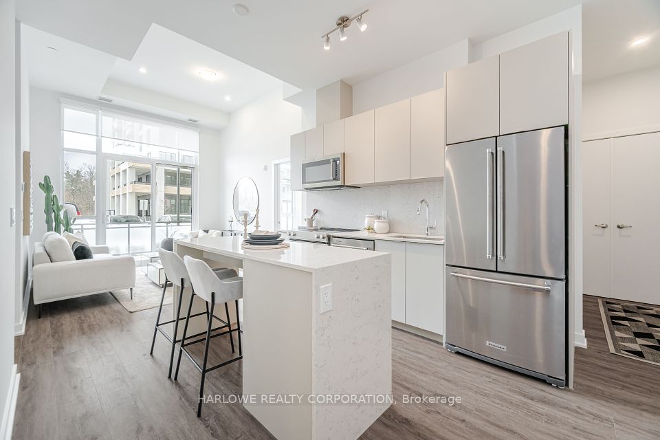770 Whitlock