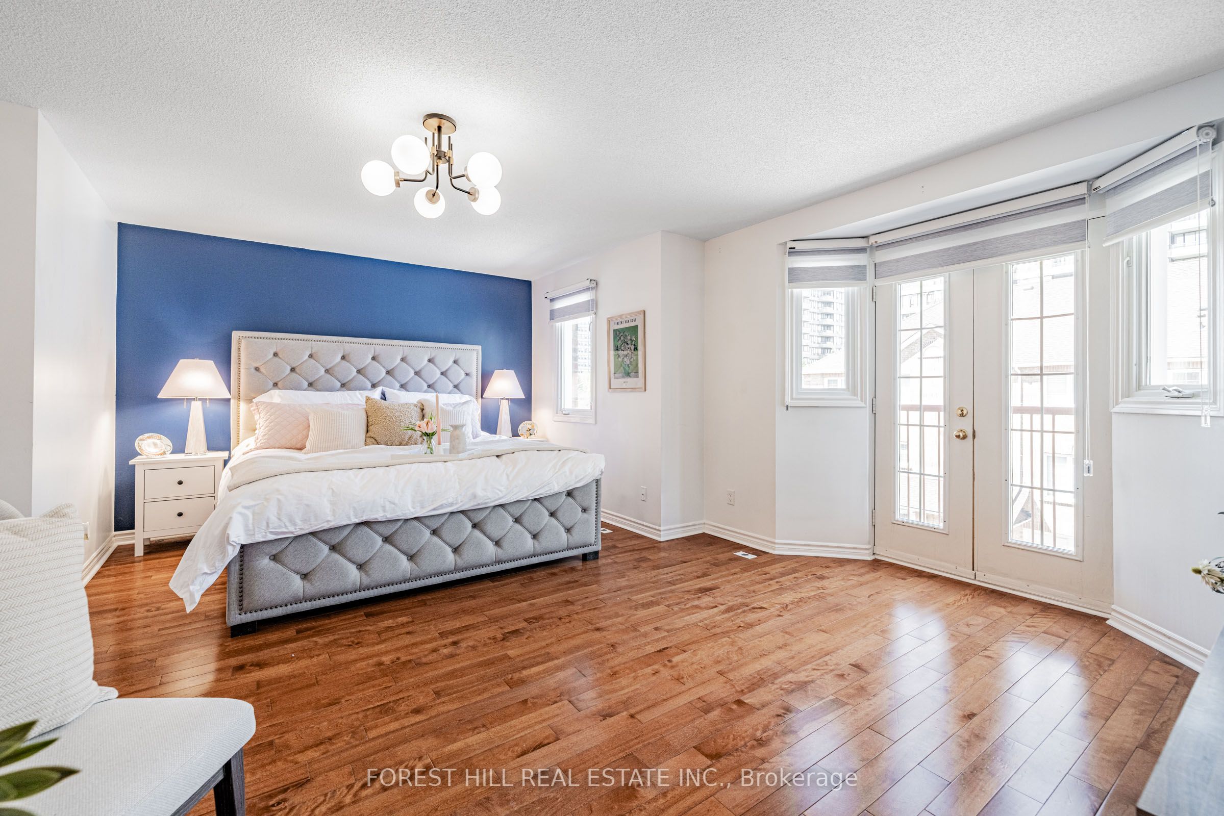 151 Townsgate Drive, #95