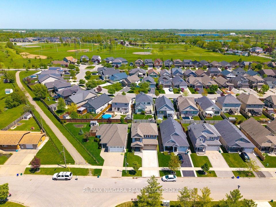 179 Classic Avenue, Welland, ON L3B 0A3