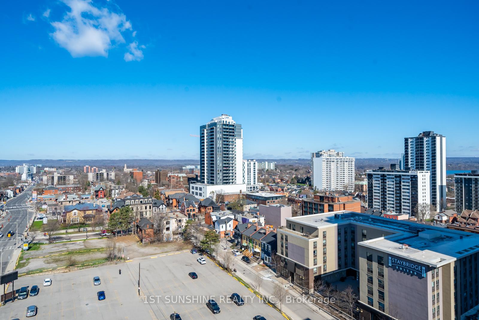 2 Bedrooms Condo at 150 MAIN,  Hamilton For sale